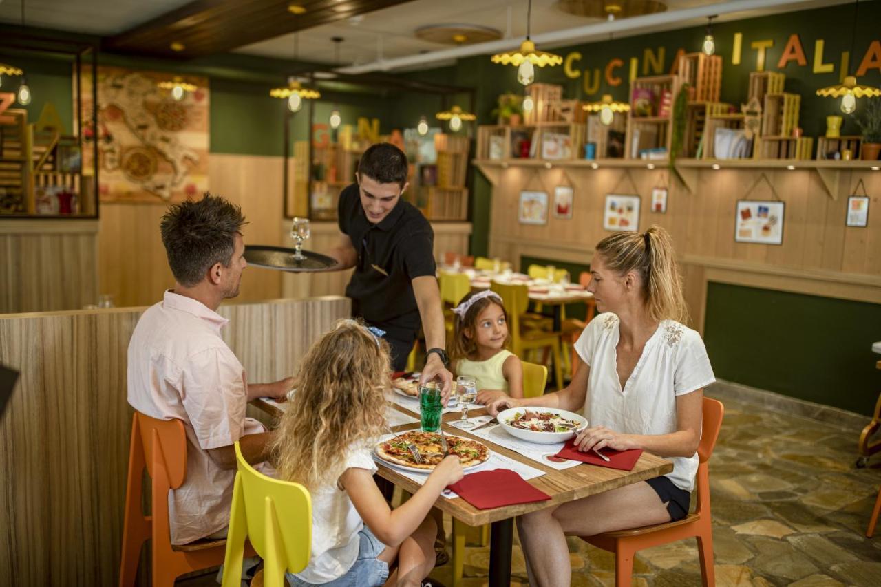 Center Parcs Les Hauts De Bruyeres Chaumont-sur-Tharonne Ngoại thất bức ảnh